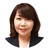 日本人コーチの写真